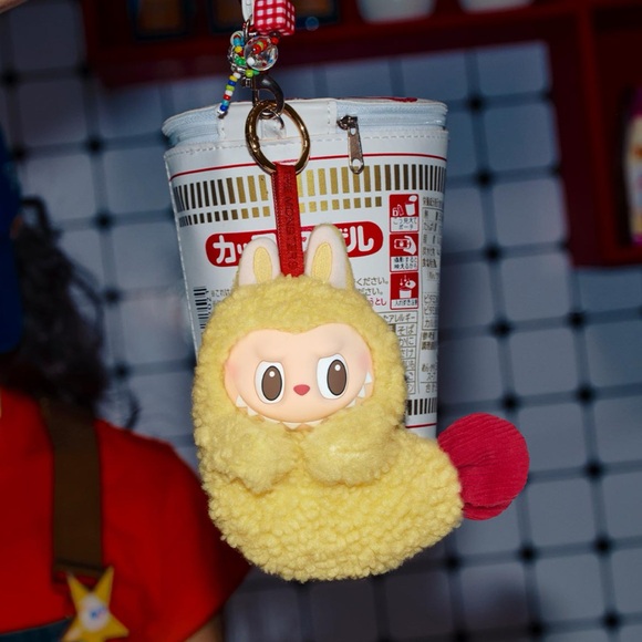 POP MART LABUBU THE MONSTERS Wacky Mart Series- Shrimp Earphone Case